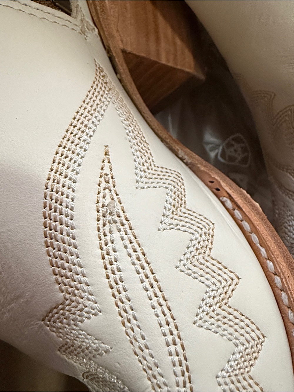 NWT Ariat Casanova X toe Blanco Ivory Cream Western Boots| Blanco Size 10 - Picture 12 of 16